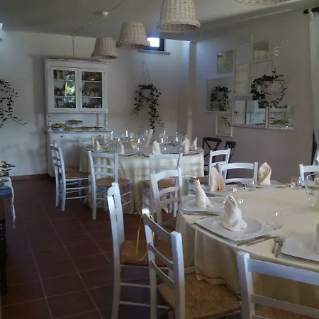 Casale Torre San Magno 팜스테이 *